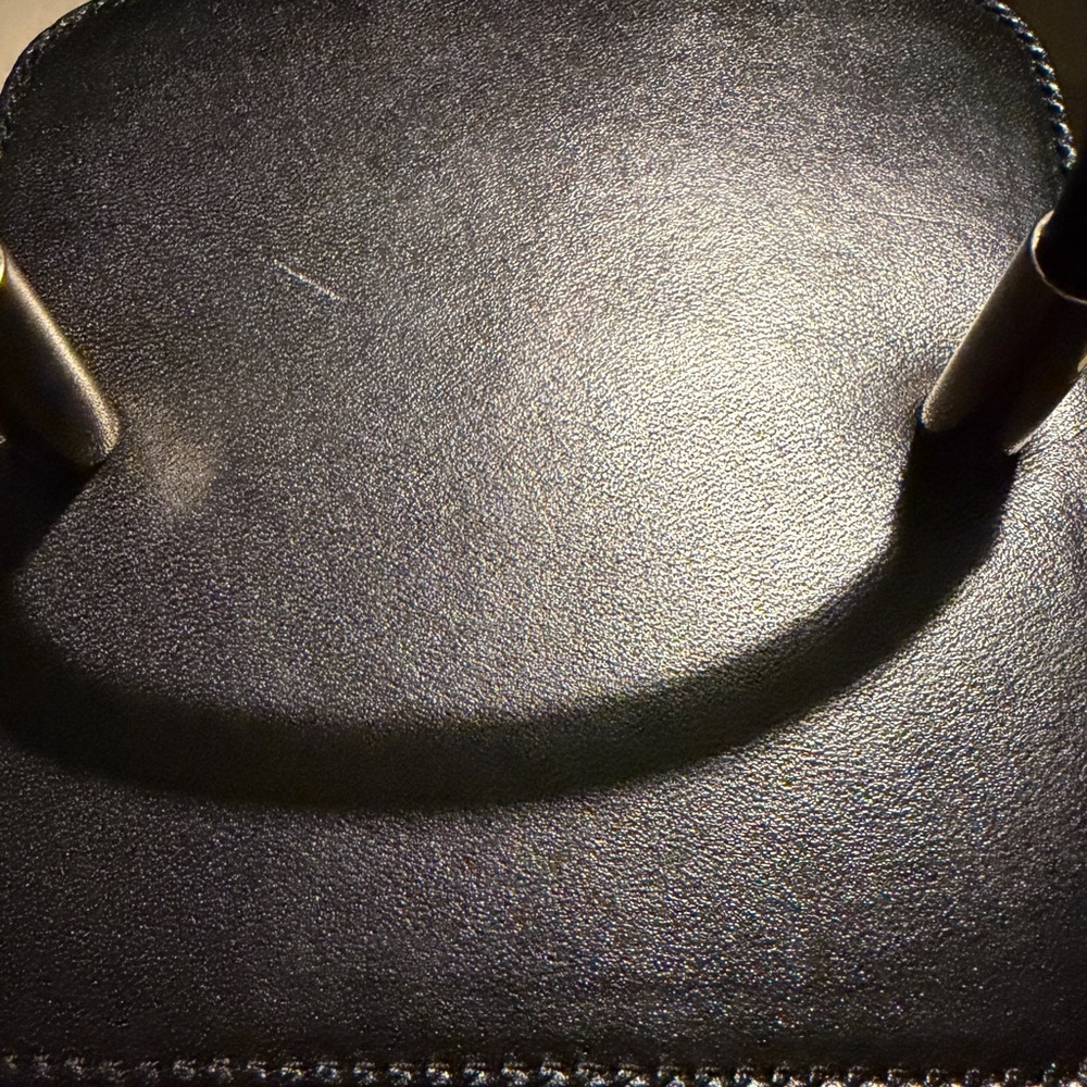 Gucci Tom Ford Era Vintage Monogram Box Vanity Bag in Black - Picture 10 of 10